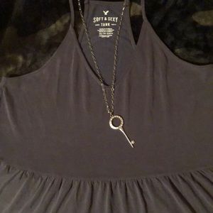 Beautiful simple summer top, can match with a lot